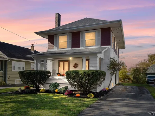 31 Park Blvd, Lancaster, NY 14086