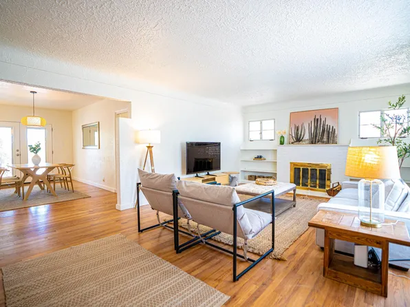 219 Amherst Dr SE, Albuquerque, NM 87106