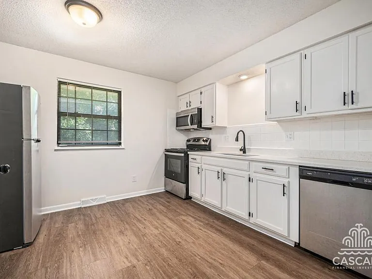 412-414 SW Chicago St #414 — Photo 9