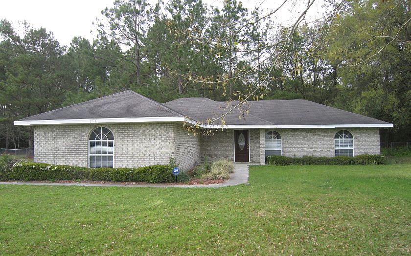 1st image of 258 SW Robinson Ct