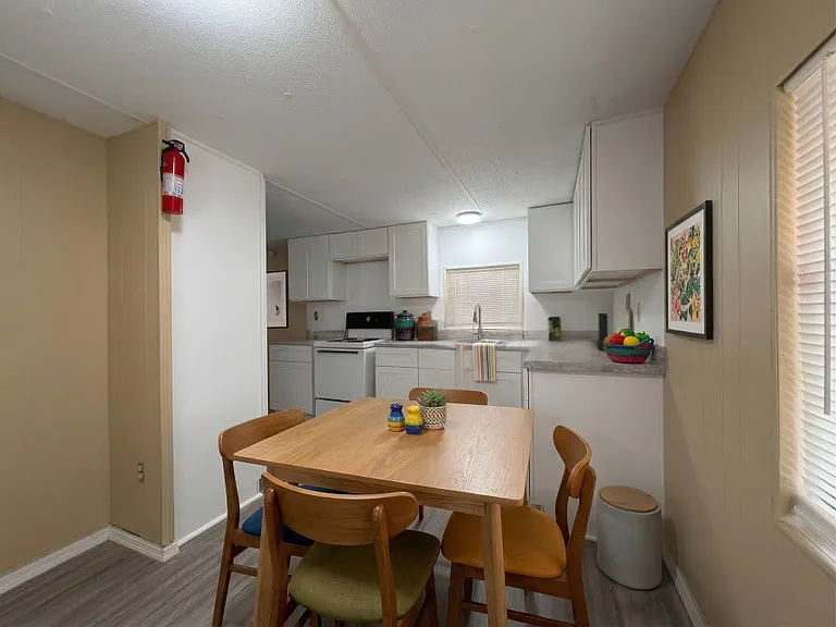 14610 Coral Dr — Photo 16