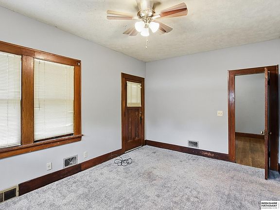 4th image of 2032 N 65th Ave