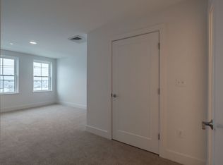 25 High St Unit 308, Portland, ME 04101