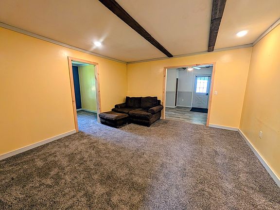 5th image of 2487 Noble Rd