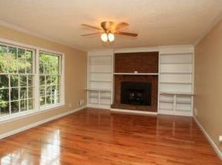 3102 Creekside Dr, Creekside, KY 40241