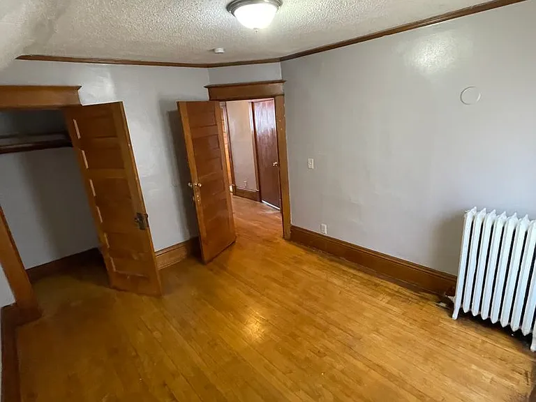 3718 Oakland Ave — Photo 6