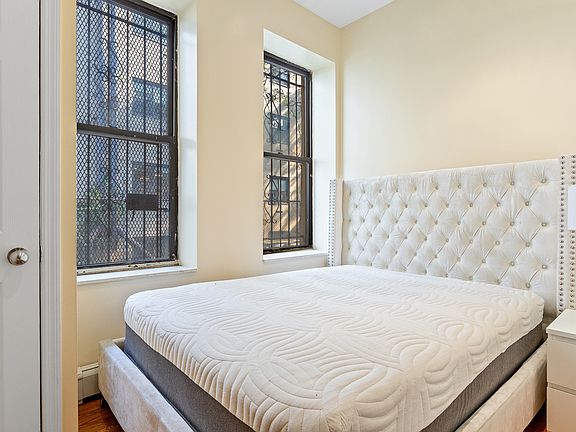 5th image of 109 W 105th St #1CR