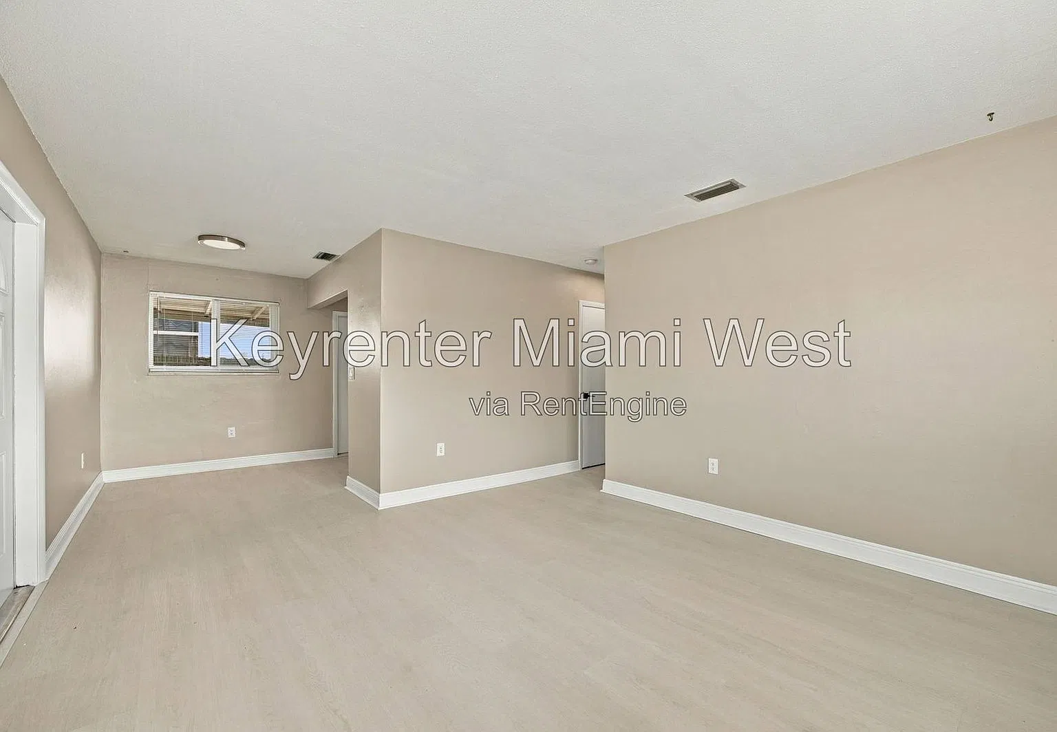 2 bed, 1.0 bath, 935 sqft, $2,500 — Photo 4