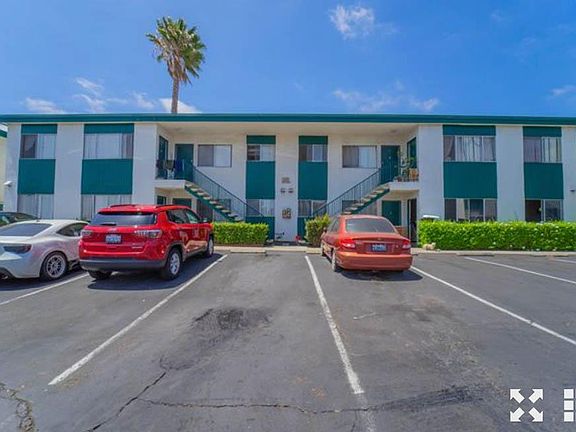 2nd image of 1735 E Plaza Blvd