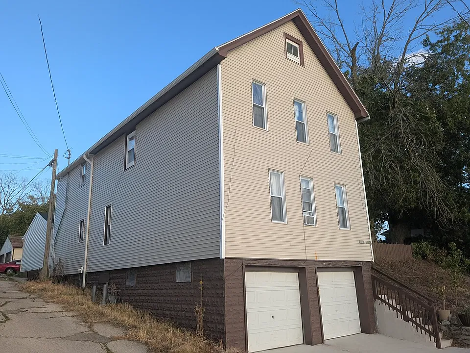 1213 N 13th St