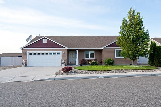1st image of 8207 Snoqualmie Dr