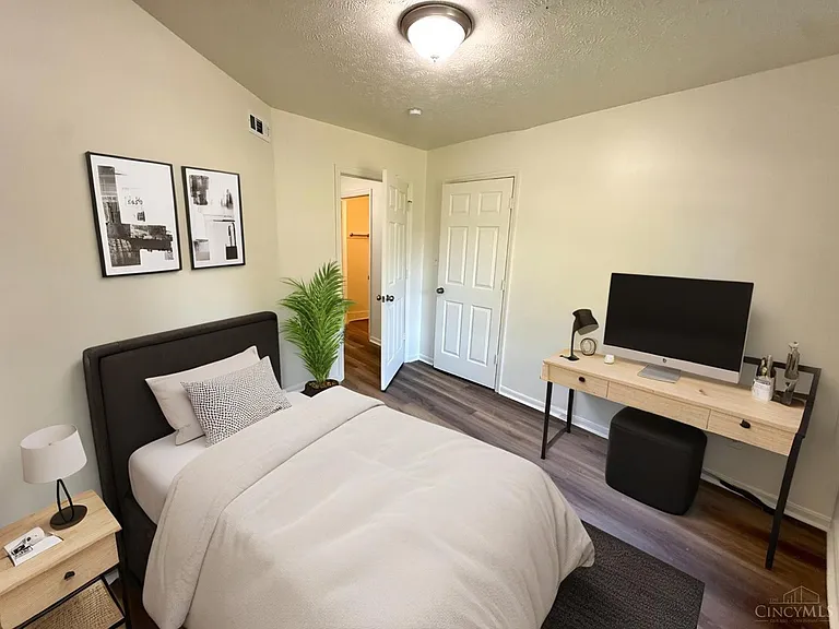 220 N Cherry St #3 — Photo 7