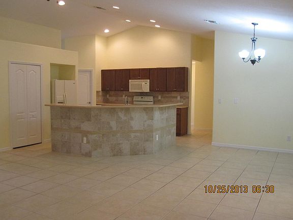 2nd image of 4509 SW 20th Pl