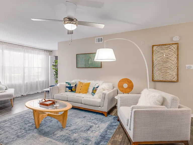Fusion Apartments — Photo 16