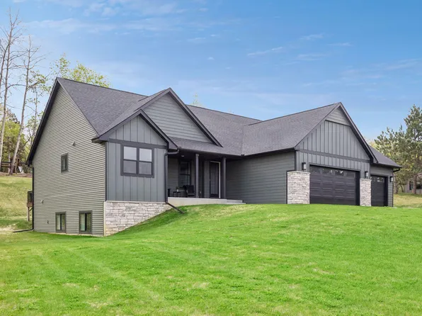899 Gavin Pass, Hudson, WI 54016