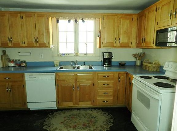 2nd image of 54 Holman St