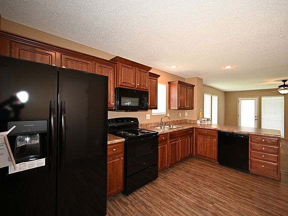 3rd image of 12291 NW Fox Creek Dr