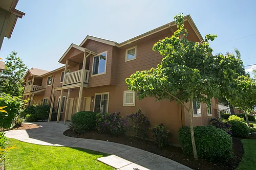 1721 Patterson Aly Photo 1