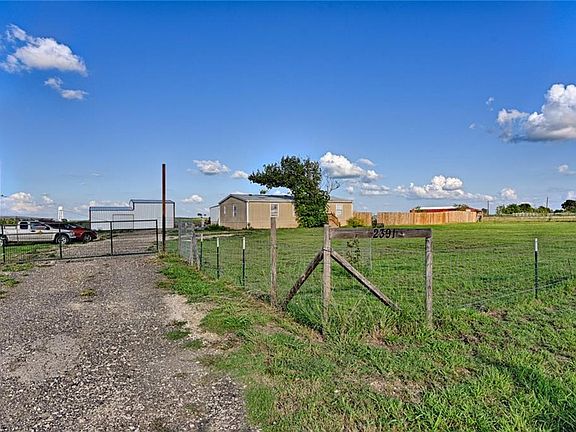3rd image of 2391 County Road 213