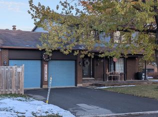 21 Pattermead Cres, Ottawa, ON K1V 0A1