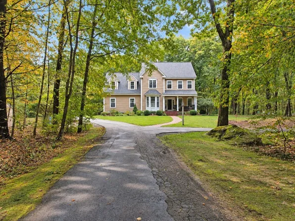 144 East St, Uxbridge, MA 01569