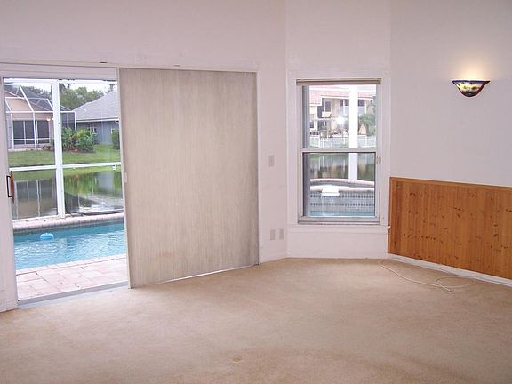 5th image of 9890 NW 49th Pl
