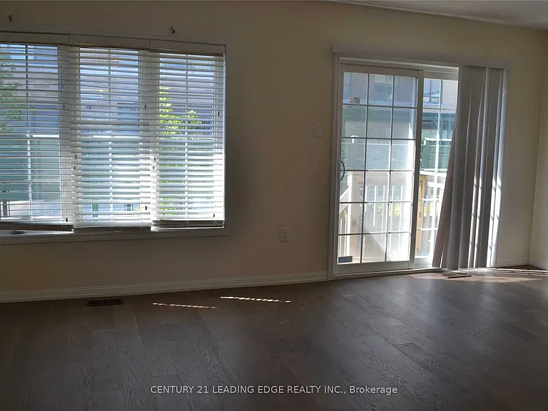 49 Celadine Dr — Photo 6