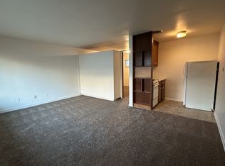5926 Fauntleroy Way SW #9, Seattle, WA 98136