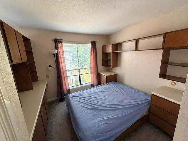 1 bed, 1.0 bath, 564 sqft, $950 — Photo 3