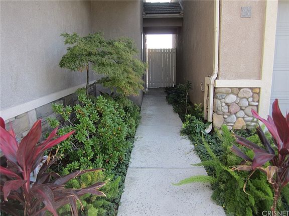 2nd image of 20300 Vanowen St APT 8
