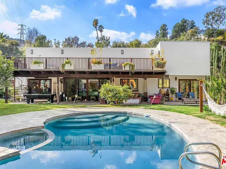 3092 Laurel Canyon Blvd — Photo 3