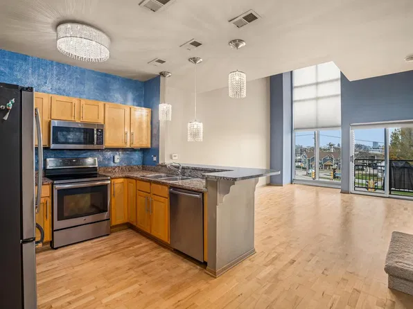 2121 S Kinnickinnic AVENUE #113, Milwaukee, WI 53207