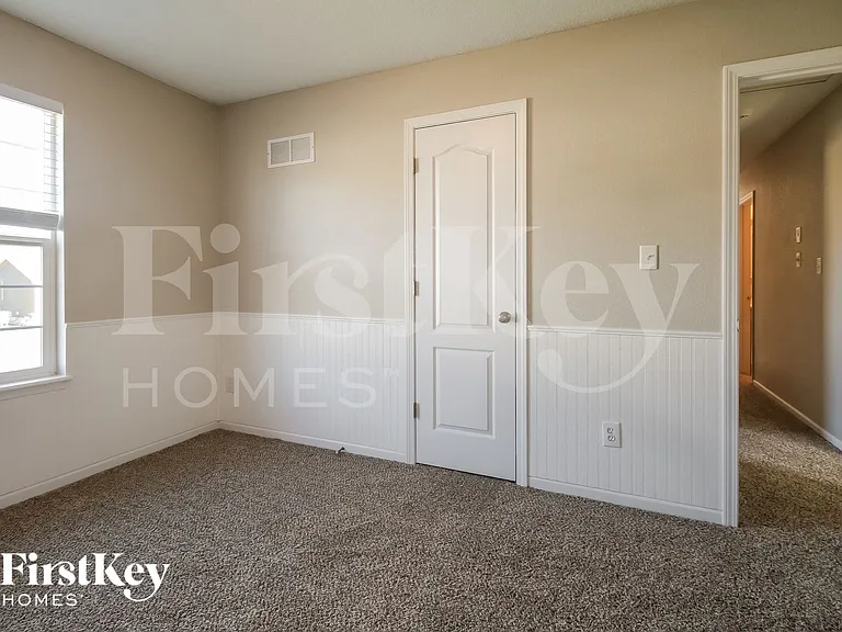 8719 NE 116th St — Photo 9
