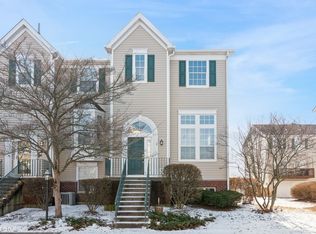 2432 Courtyard Cir UNIT 1, Aurora, IL 60506