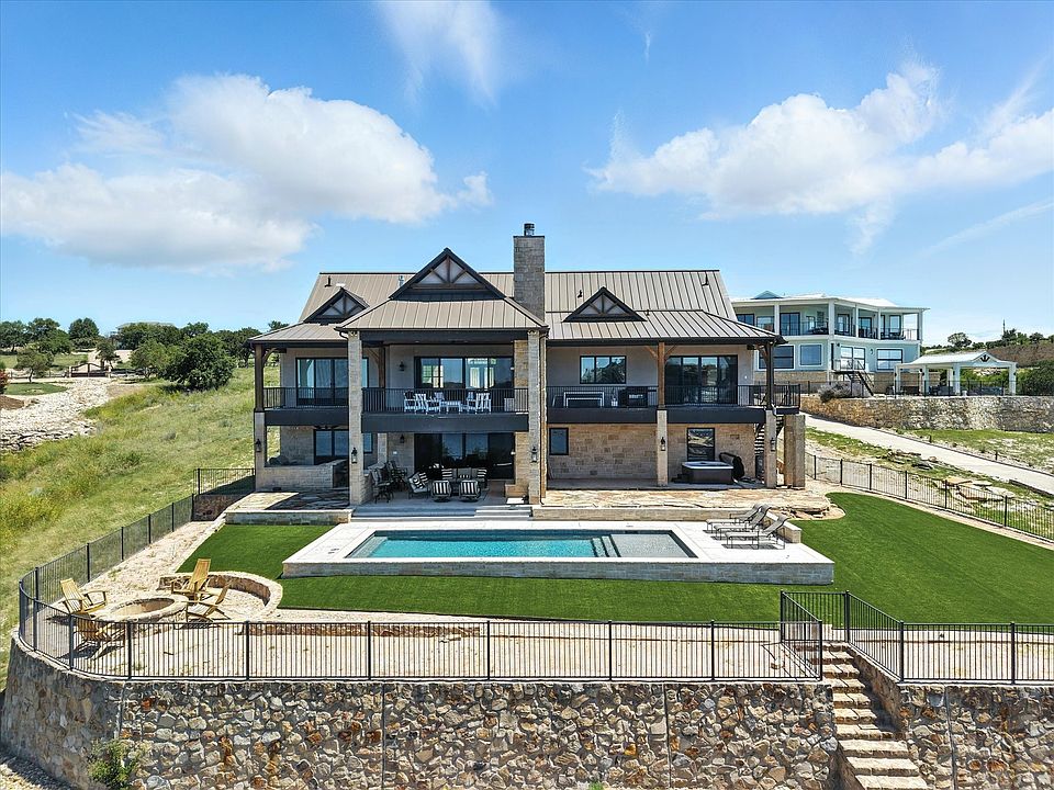 1st image of 7105 W Hells Gate Dr