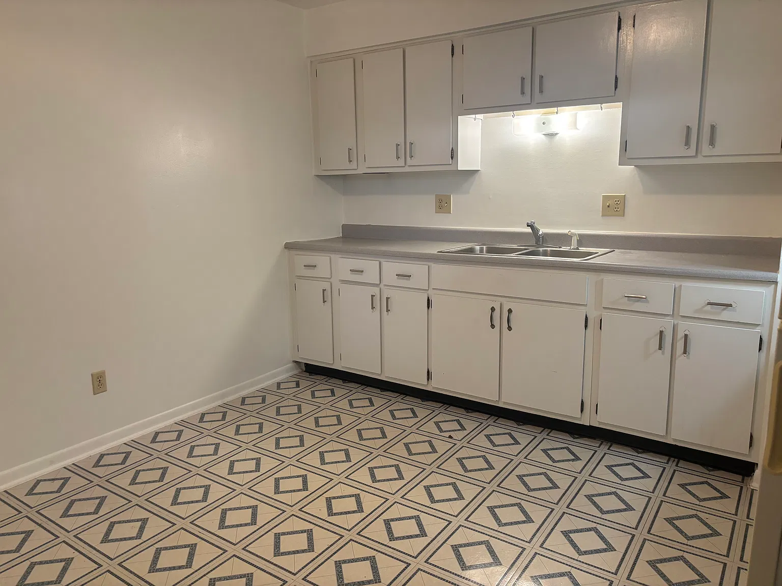1 bed, 625 sqft, $895 — Photo 2