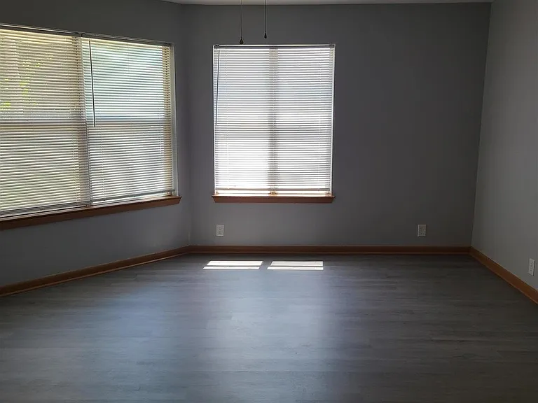 465 S L St #A — Photo 2