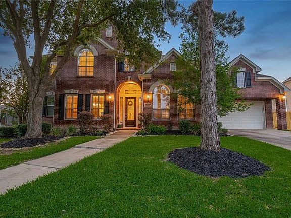 3rd image of 25606 Ryans Creek Ct