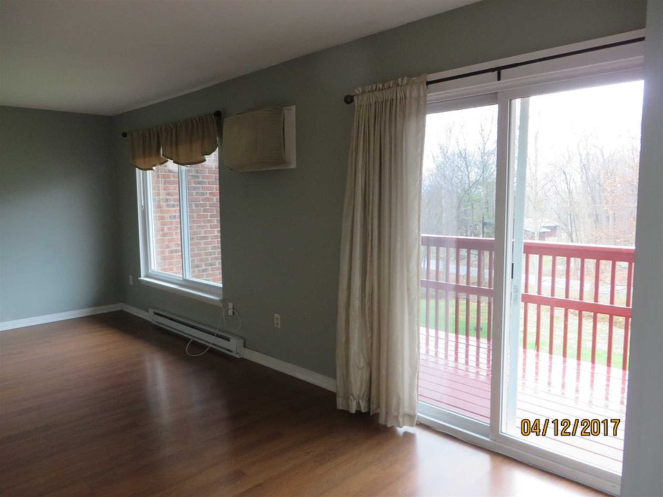 2nd image of 4 Royal Crest Rd #4B3