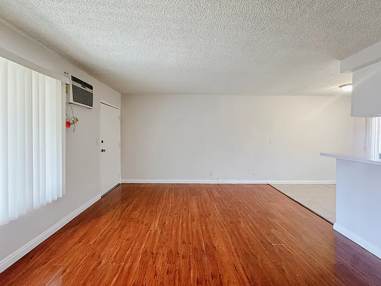 5045 Rosemead Blvd #12A — Photo 10