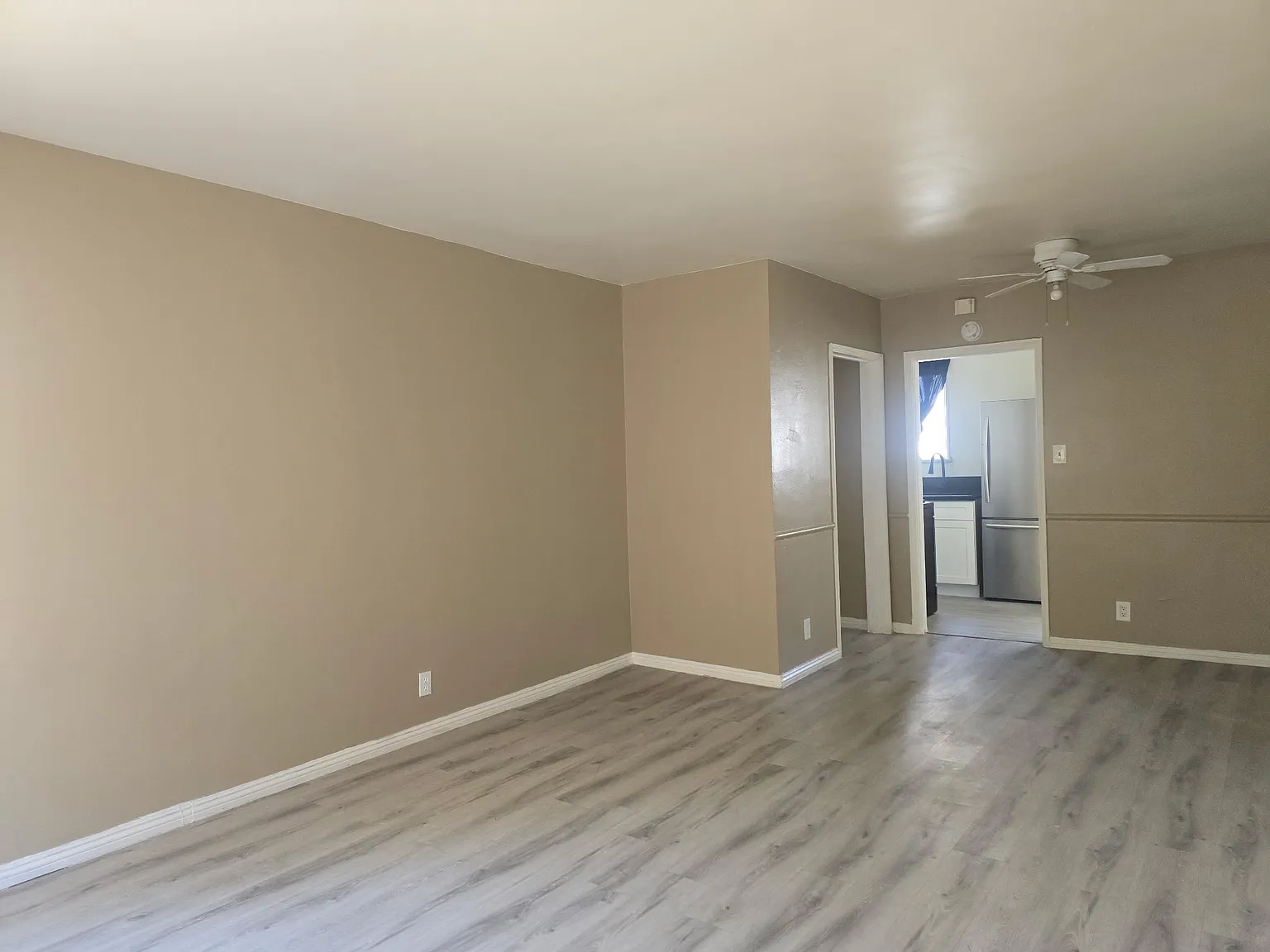 1 bed, 774 sqft, $2,000 — Photo 2