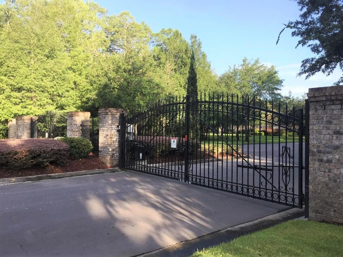 Building Photo - 2566 Rose Spring Dr