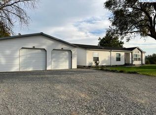6300 Petrina St, West Richland, WA 99353