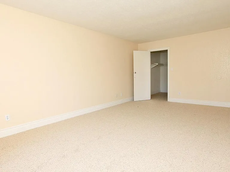 Seashore Apartment Homes — Photo 26