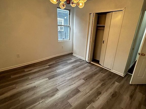 4th image of 228 Woodworth Ave #1