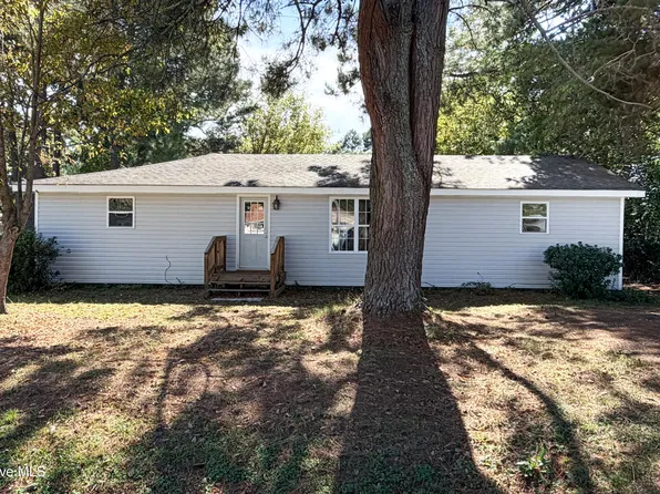 111 Coopers Lane E, Elizabeth City, NC 27909