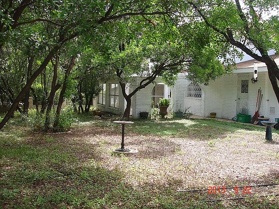 partial view of back yard