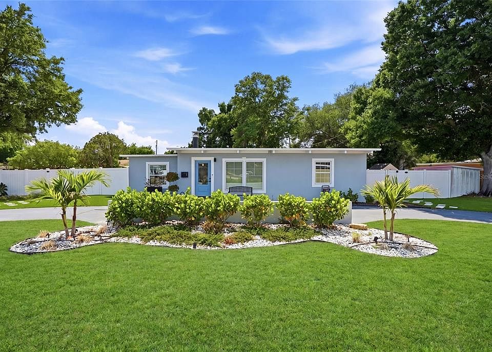 1st image of 1134 MEADOWLAWN DRIVE N