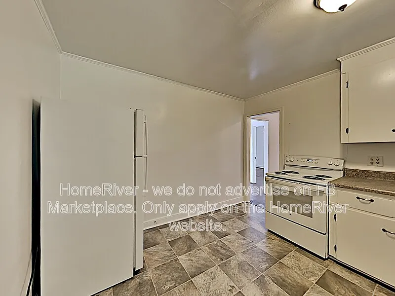 2 bed, 1.0 bath, 706 sqft, $800 — Photo 4