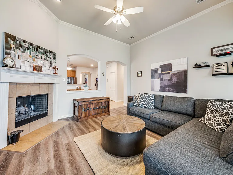 16312 Dry Creek Blvd — Photo 8